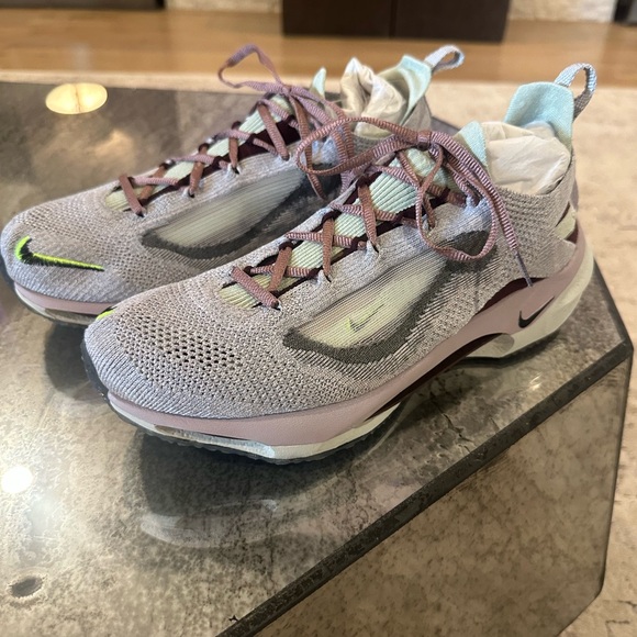 Nike Spark Flyknit (Burgundy) - size 11. - Picture 2 of 6